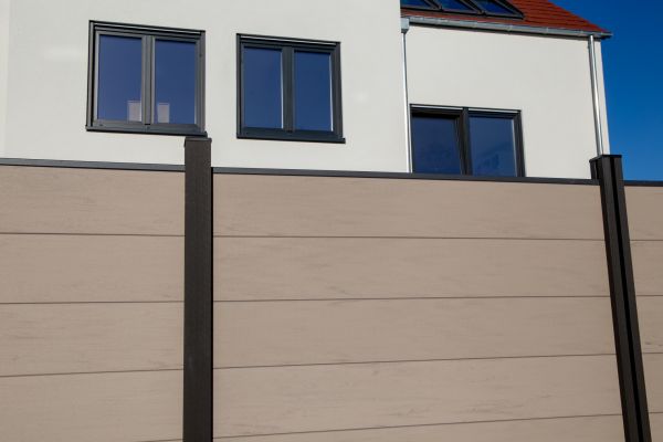 Composite Fence Repair in Conway