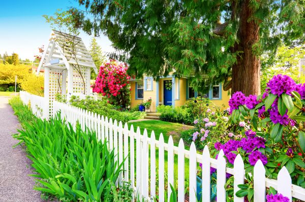 Picket Fence Installation in Conway