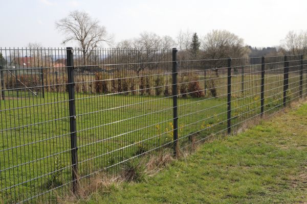 Wire Mesh Fence Installation in Conway
